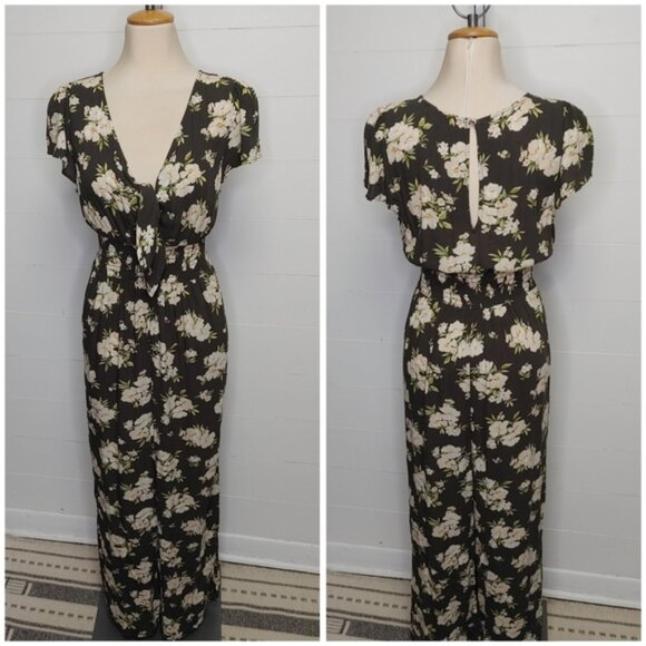 AEO Floral Printed Jumpsuit Size M - Picture 1 of 15